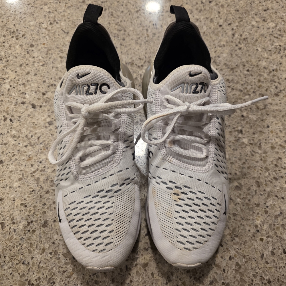 Nike White and Black Air 270 Mesh Sneakers